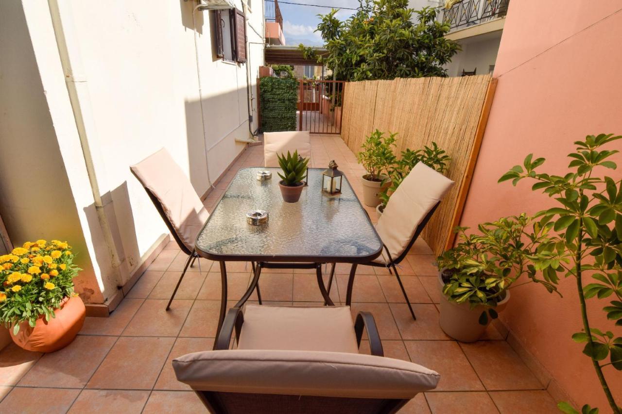 Relaxingardenapt * La Canea